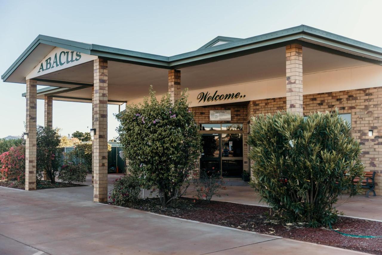 Abacus Motel Mount Isa Bagian luar foto