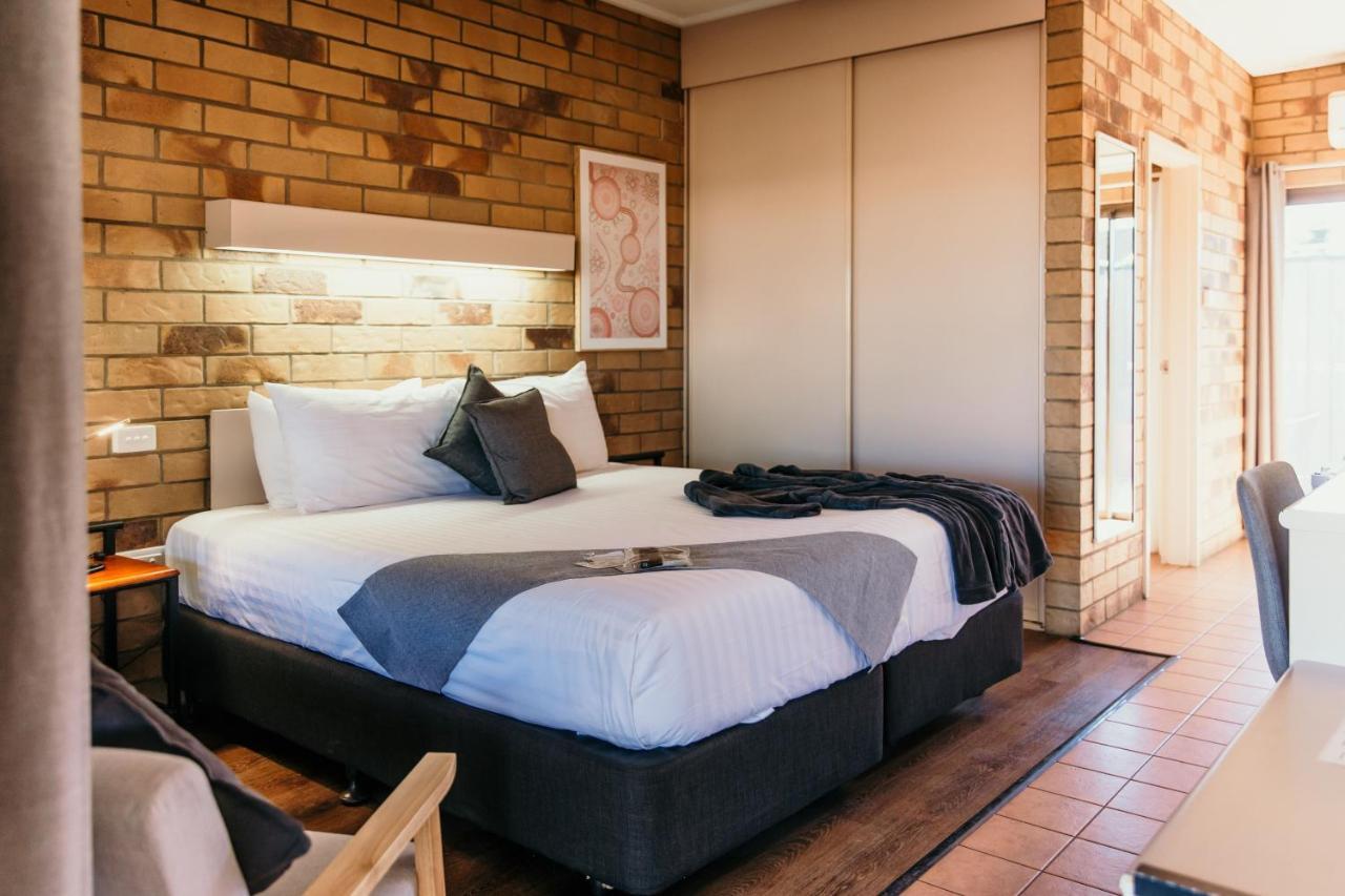 Abacus Motel Mount Isa Bagian luar foto